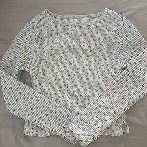 Women's White and Green Patterned Top
